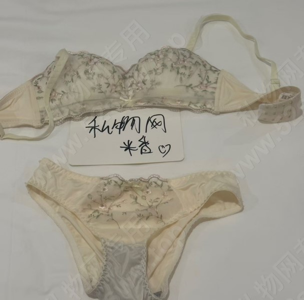 2403 (1) (复制).jpg